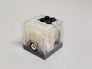 LEGO Electric Motor 9V Black Conducting Plate 47154c03 W/90 Degree Gear TESTED! - Picture 1 of 5