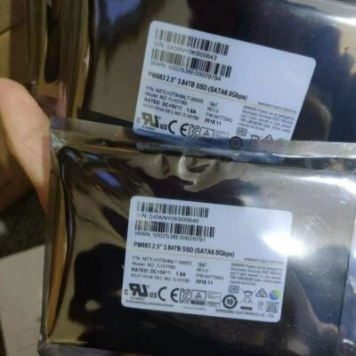 Samsung PM883 480GB 960GB 1.92TB 3.84TB Genuine 2.5" Solid State Drive SSD Disk - Image 1 of 4