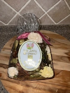 AROMATIQUE Potpourri THE SMELL OF SPRING Decorative Fragrance Bag NEW - Picture 1 of 4