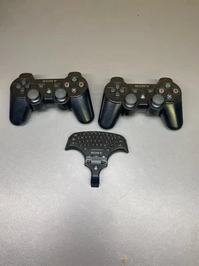 2x Sony PlayStation DualShock 3 Controller und Wireless Keypad *ungetestet* - Bild 1 von 6