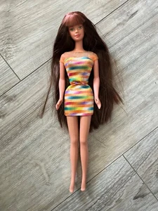 18890 Bead Blast Barbie Testa Rossa Barbie Bambola Mattel - Foto 1 di 3