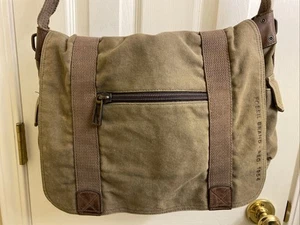 VINTAGE FOSSIL MESSENGER BAG CROSSBODY - Picture 1 of 22