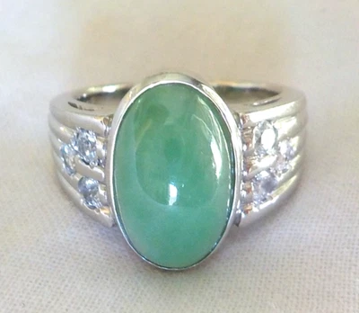 Heavy Solid Platinum 6ct Green Jade 0.36ct Diamond Ring - 12.67 gms, Sz 7 - Image 1 of 4