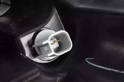 Faro lateral pasajero genuino 84887858 Foto 1 de 4