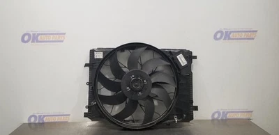 13 MERCEDES BENZ SL550 R231 4.7L RADIATOR FAN ASSEMBLY 2129061002 - Image 1 of 4