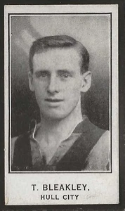 BARRATT-CRICKET FOOTBALL & TEAMS 1925-#100b- HULL CITY - BLEAKLEY - Picture 1 of 2