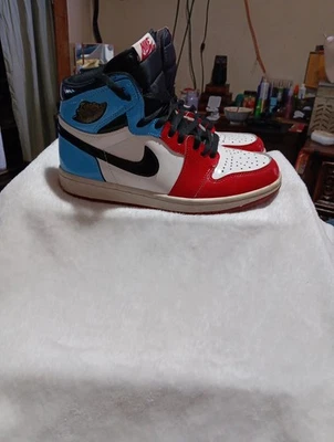 Talla 7 - Jordan 1 Retro OG High Fearless Foto 1 de 4