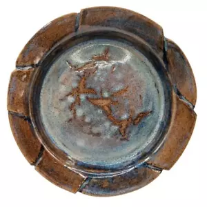 Plato de cerámica esmaltado hecho a mano vintage 1992 10,5 x 10,50 x 1,75" firmado - Imagen 1 de 5