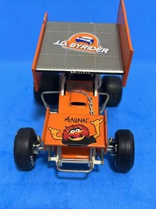 1:24 Action 2002 Danny Lasoski #20 J.D. Byrider The Muppet Show Sprint Car - Picture 1 of 20