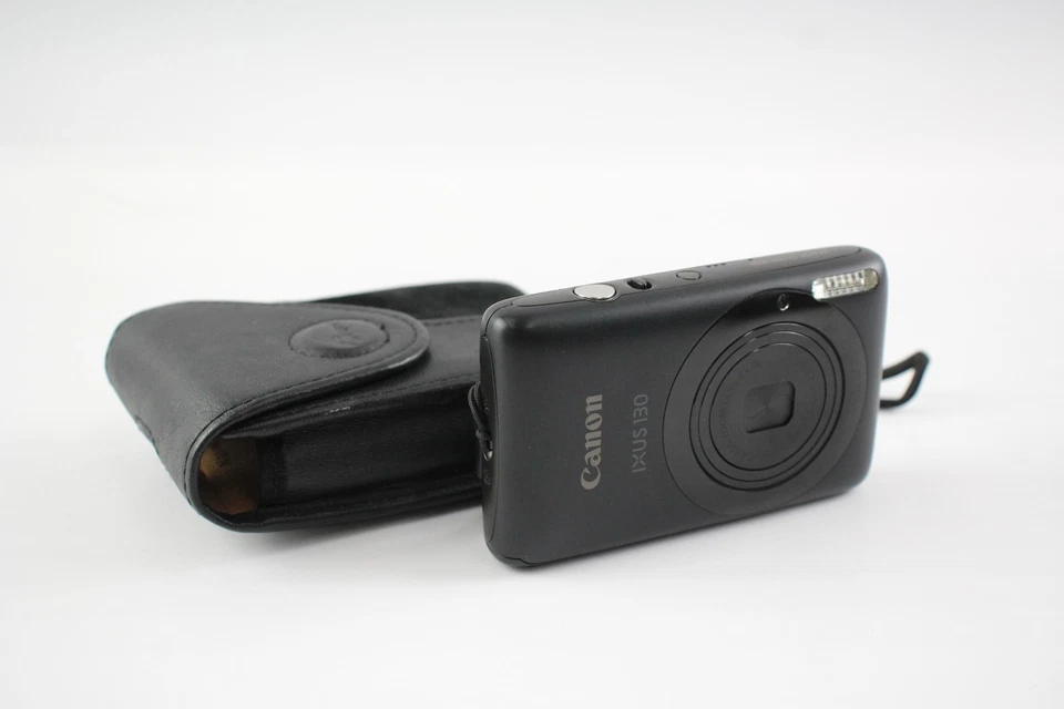 Canon IXUS 130 Digital Compact Camera Working w/ Canon 4x IS Zoom Lens - Image 1 of 4