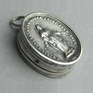 Antiguo relicario religioso de plata. Santa Virgen María. Medalla Milagrosa. Colgante - Imagen 1 de 9