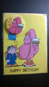 "Feliz Cumpleaños" Estoy Seguro de que eres 4" 2.25” Botón Pinback Grande Hecho en INGLATERRA - Imagen 1 de 5