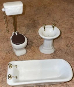 Vintage Doll House Bathroom Furniture White Ceramic Bathtub Sink Toilet Tub Set - Picture 1 of 12