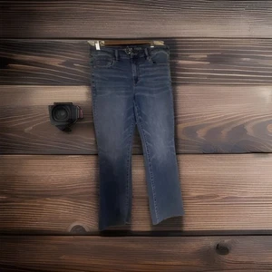 Pantalones de mezclilla ajustados American Eagle para mujer/súper elásticos/talla 12 cortos/dobladillo crudo - Imagen 1 de 7