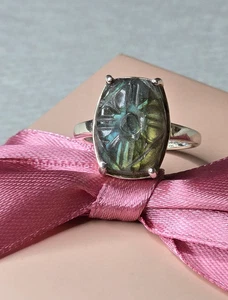 Carved labradorite gemstone sterling silver ring size Q - Picture 1 of 4