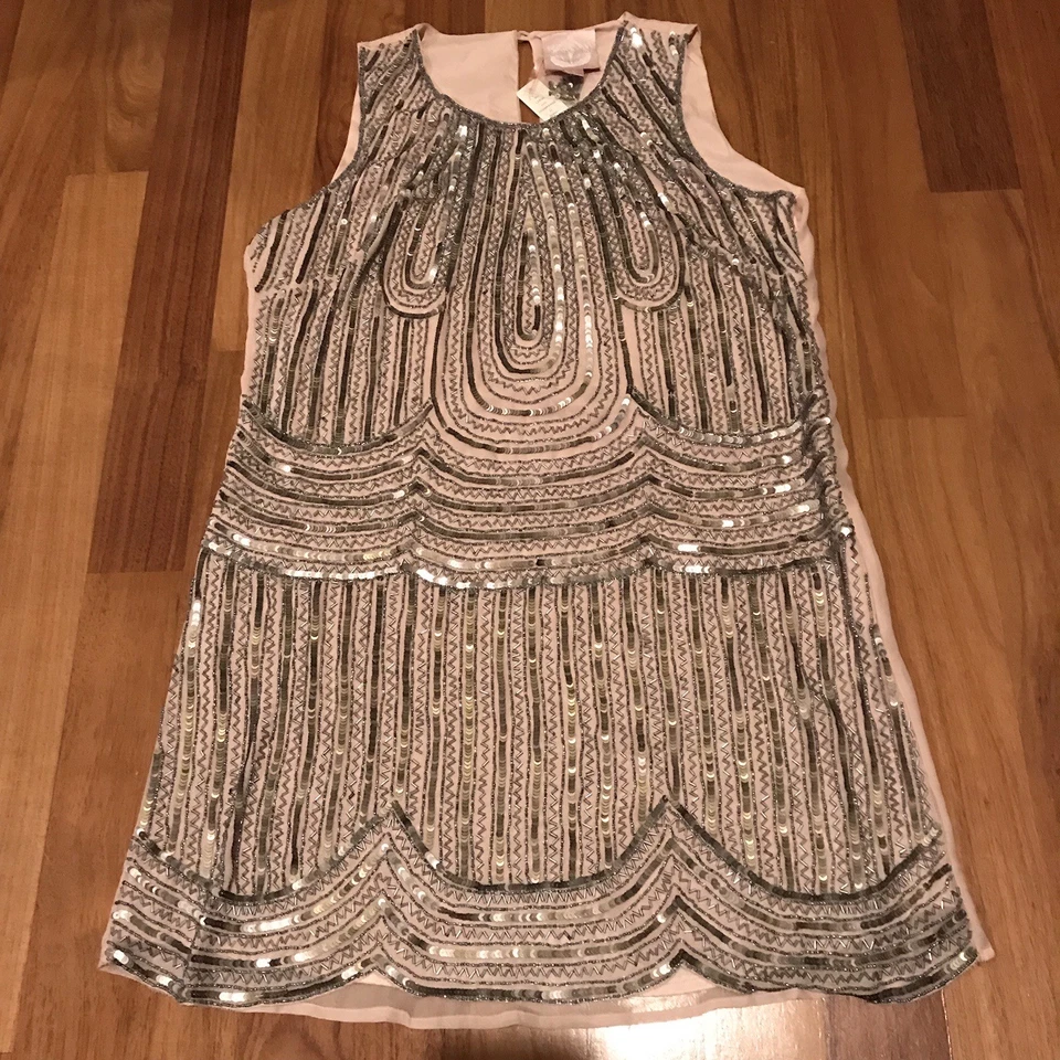 Vestido sin mangas Romeo & Juliet Couture champán con cuentas lentejuelas talla grande Foto 1 de 4