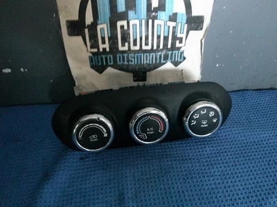2015- 2017 Jeep Renegade AC Heat Temperature Climate Control OEM 07356349040 *B2 - Image 1 of 4