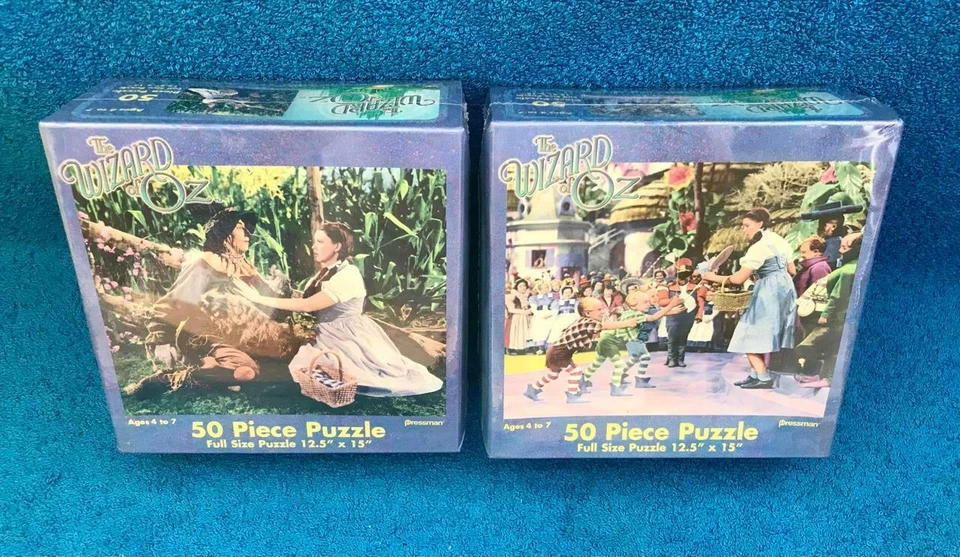 Pressman Wizard of Oz 50 PC Jigsaw Puzzle Set of 2 Dorothy Scarecrow Munchkins