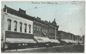 1909 Albia, Iowa - Negocios Benton Ave, escaparates - Postal vintage - Imagen 1 de 2