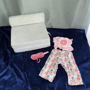 American Girl Donut Dreams Bett & Schlafanzug Set ~ - Bild 1 von 1