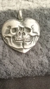 Skull πβ οΈ Double Headed Heart π€ Silver Pendant - Picture 1 of 5