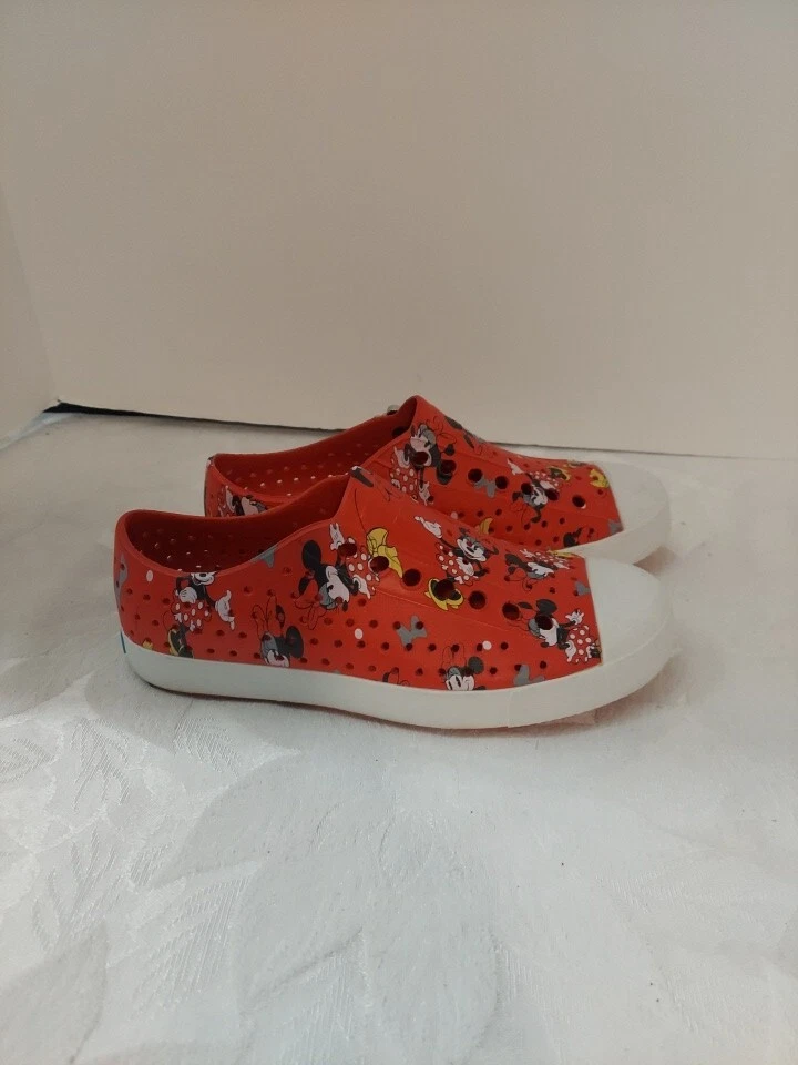 Zapatillas de agua Nativas Disney sin cordones con estampado de Minnie para hombre talla 9 para mujer talla 6 Foto 1 de 4