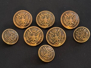 Eight Vintage Coppery Metal Sewing Shank Buttons American Eagle Pattern 2 Sizes - Picture 1 of 4