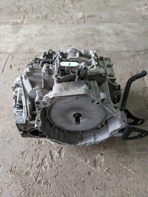 Toyota Prius 2010-2015 conjunto de transmisión automática OEM Foto 1 de 4