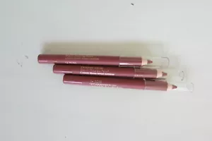 3 x Estee Lauder Double Wear Stay in Place Lip Pencil Travel Size Choose yours.. - Picture 1 of 5