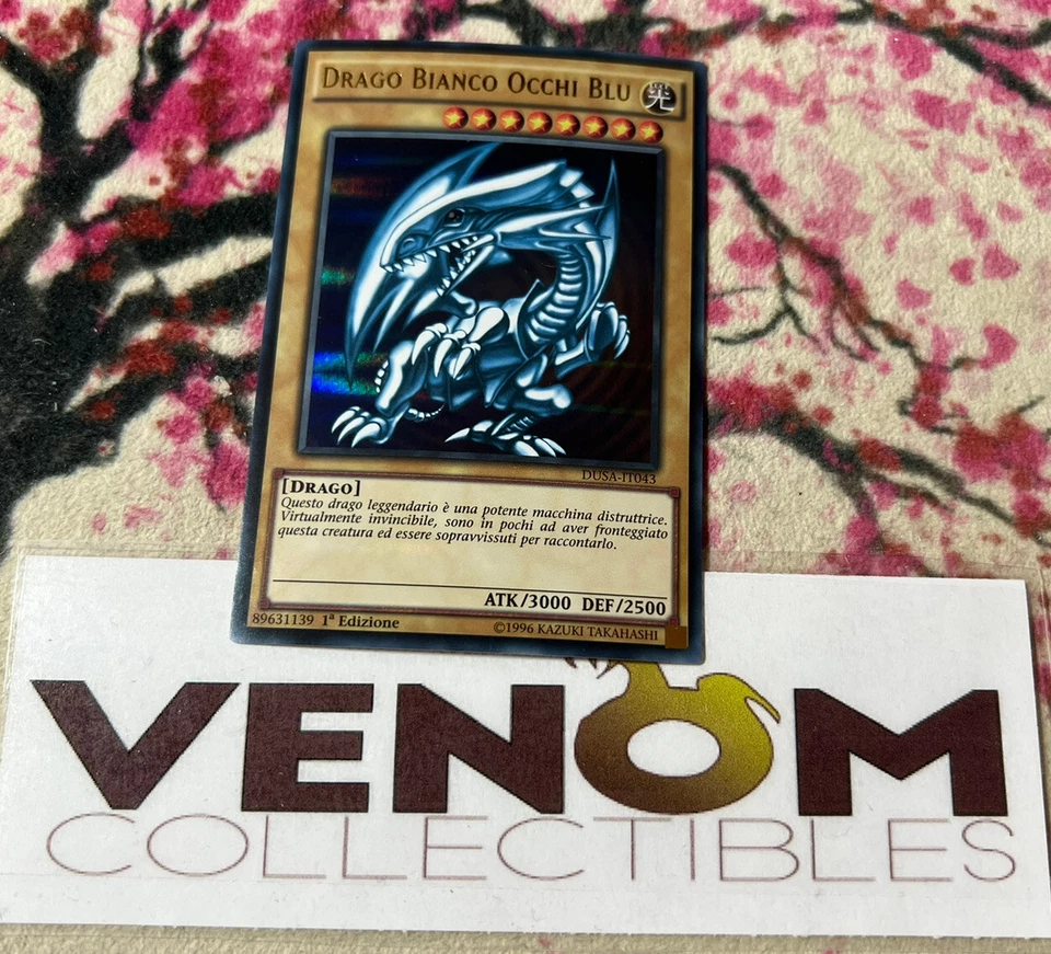 1x (M/NM) *ITALIAN* Blue-Eyes White Dragon DUSA-EN043 Ultra Rare 1st Ed. YuGiOh - Image 1 of 1