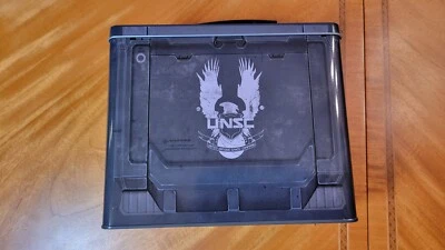 New Loot Crate Exclusive UNSC Halo 5 Ammo Crate Tin Lunch Box - Image 1 of 3