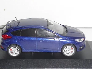 CORGI / VANGUARDS. VA15307 Ford Focus Mk3 ST, Deep Impact Blue - Picture 1 of 16