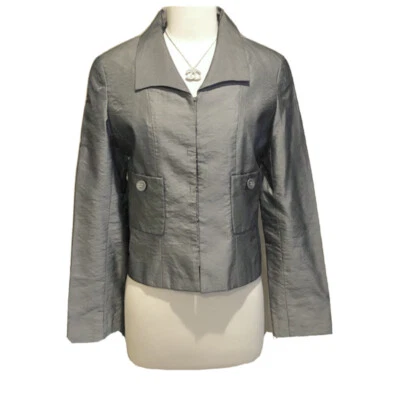 ✨Auténtica Chaqueta Blazer CHANEL Metálica Gris Plata Seda Recortada Botón CC 38 Foto 1 de 4