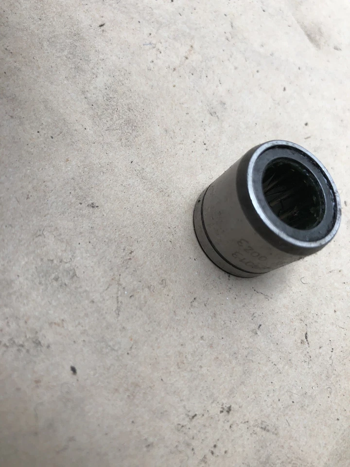 Cojinete de agujas volante BMW E3 2800 2500 3.0s 3.0si 3.3L 3.3Li E9 3.0CS Foto 1 de 4