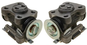 2 Drum Brake Wheel Cylinder REAR Rearward TILTMASTER FORWARD NPR REACH - Picture 1 of 7
