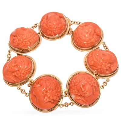 Brazalete camafeo coral tallado antiguo oro amarillo de 18k Foto 1 de 4