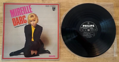 33 12” FRENCH LP MIREILLE DARC COMPARTIMENT 23 - Image 1 of 2