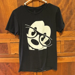 Disney men’s small tshirt Mickey Mouse short sleeve - Picture 1 of 5