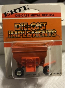 ERTL Allis Chalmers Gravity Grain Wagon 1/64 - Picture 1 of 3
