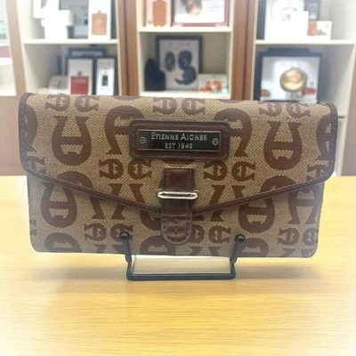 Etienne Aigner Marrón Monograma Cartera Bolso sin asas Organizador con chequera Foto 1 de 4