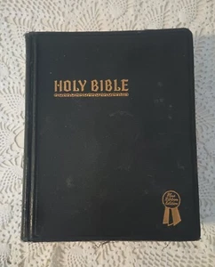 1951 - Holy Bible New Standard Alphabetical Indexed Edition - John A. Hertel Co. - Bild 1 von 10