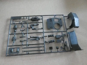 TAMIYA CHURCHILL MK V11 TANK D SPRUE DRIVER KIT SCALA 1/35 N. 210 - Foto 1 di 5