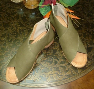 NEW Olive Green Sandal Shoes Band Gypsies Women's Venice Size 9 Casual Open Toe - Picture 1 of 12