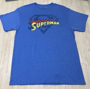 Camiseta Grande Adulto Superman Seis Banderas DC Comics ANGUSTIADA Logotipo Gráfico Nueva Sin Etiquetas - Imagen 1 de 5