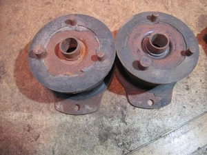 John Deere Float Ride Sitz Gummi Drehfedern LH RH 520 530 620 630 720 730 - Bild 1 von 3