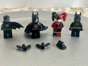 Original Lego DC Super Heroes Batman & Harley Quinn Minifiguren & Zubehör Set - Bild 1 von 8
