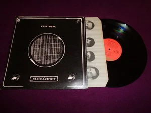 LP KRAFTWERK / RADIO-ACTIVITY / CAPITOL REC FRENCH PRESS 1975 SYNTH POP ELECTRO - Picture 1 of 1