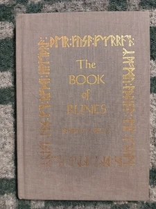The Book of Runes by Ralph Blum Hardcover 10th Anniversary Edition 1993 Book HC - Imagen 1 de 7