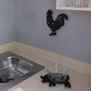 Juego de 2 remaches de cocina de hierro fundido negro para rasguños y abolladuras para animales de granja - Imagen 1 de 6