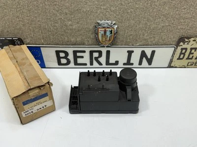 Bomba de vacío central Mercedes Benz W140 A1408002848 original NOS Foto 1 de 4